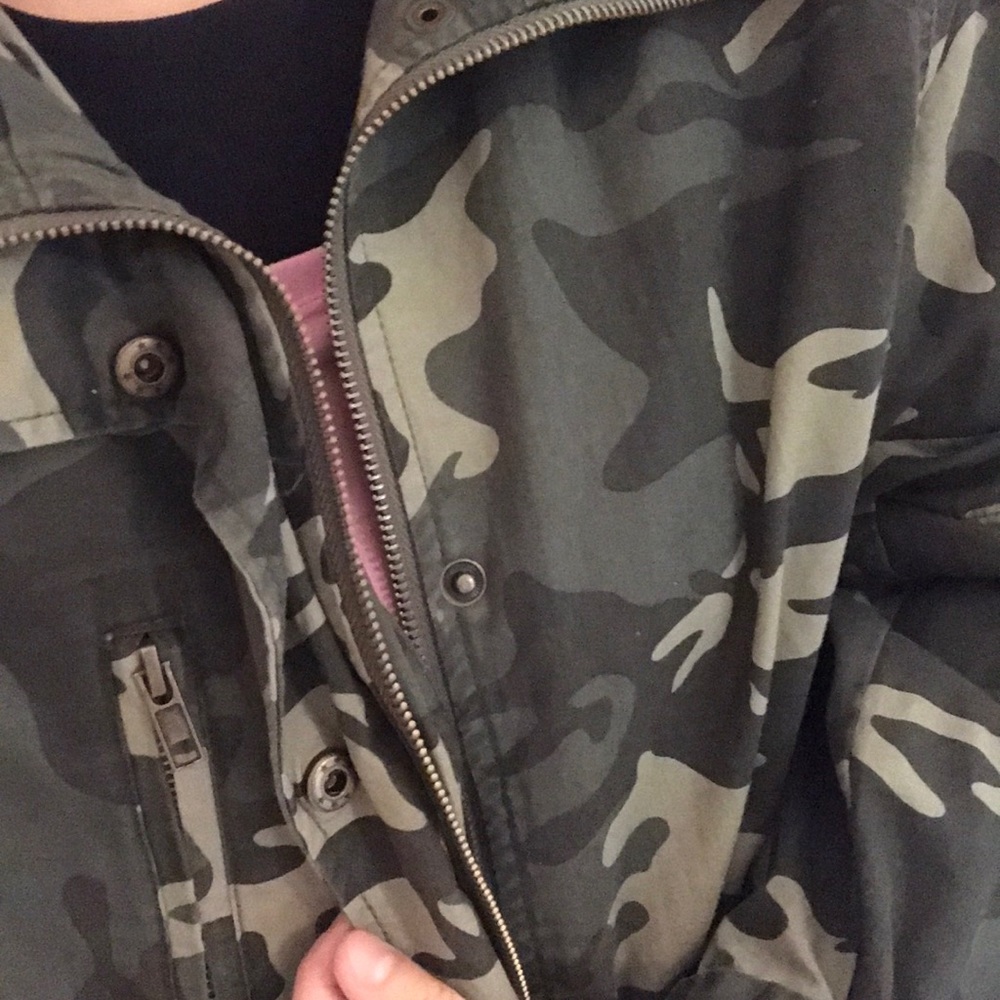 ACTIVE USA camo utility jacket - Picture 3 of 7